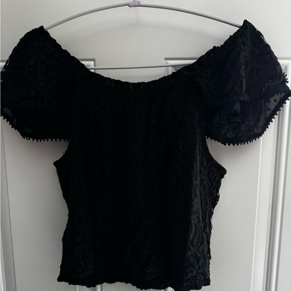 Abercrombie & Fitch Black Ruffled Off-the-Shoulder Blouse
